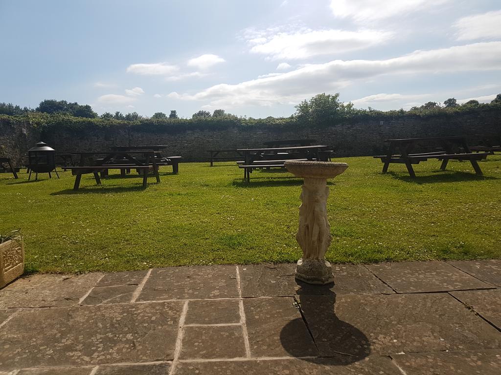 Churston Court Hotel Churston Ferrers Bagian luar foto