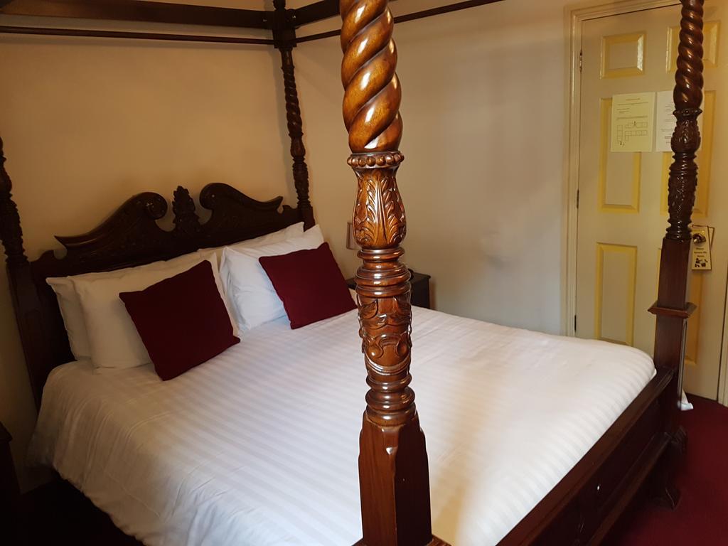 Churston Court Hotel Churston Ferrers Bagian luar foto