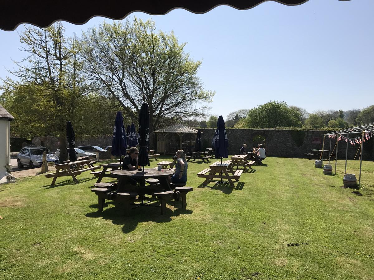 Churston Court Hotel Churston Ferrers Bagian luar foto